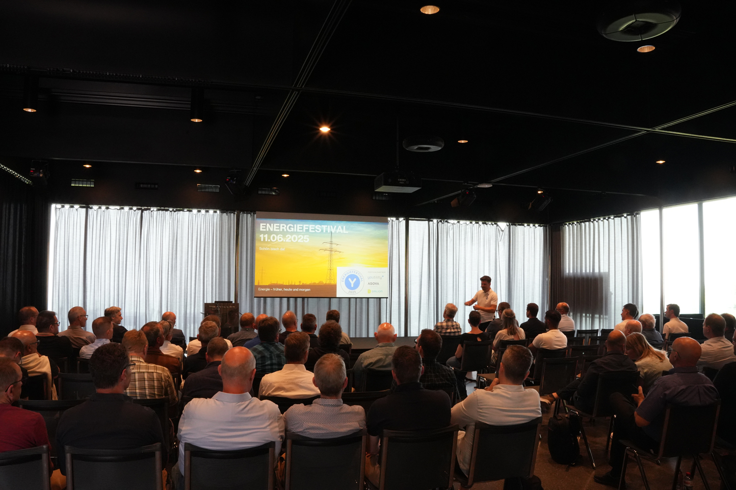 Impressionen Energiefestival Youtility auf dem Gurten Publikum