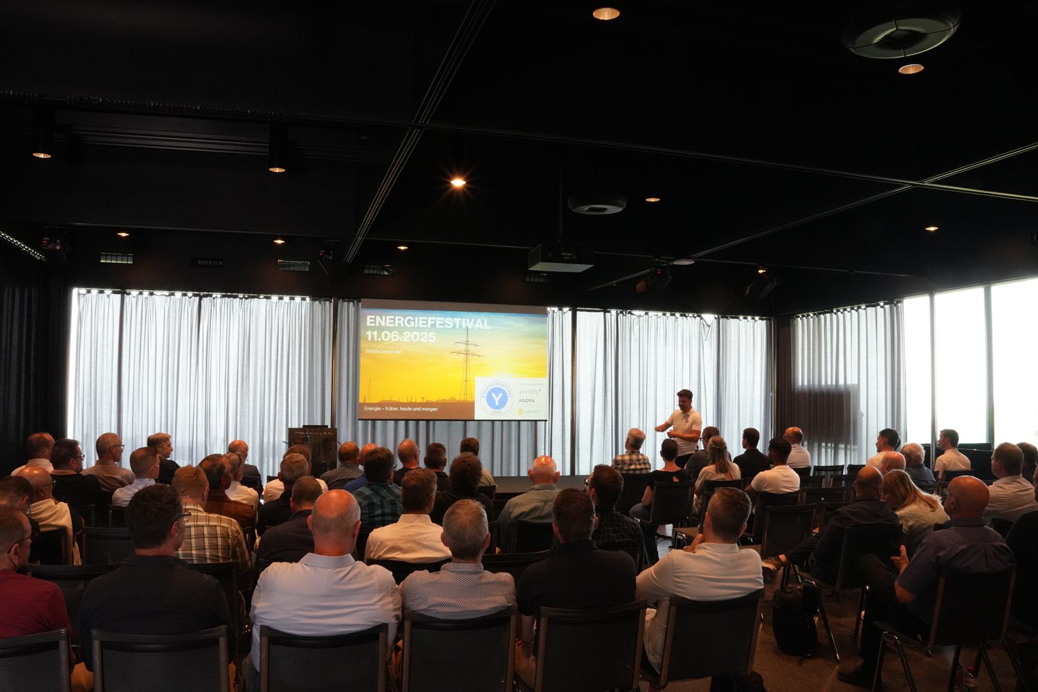 Impressionen Energiefestival Youtility auf dem Gurten Publikum